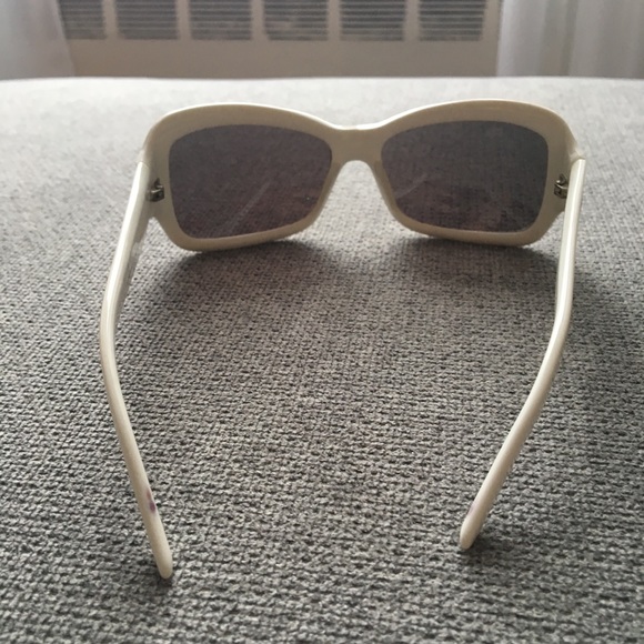AUTHENTIC Valentino Sunglasses - Picture 6 of 8